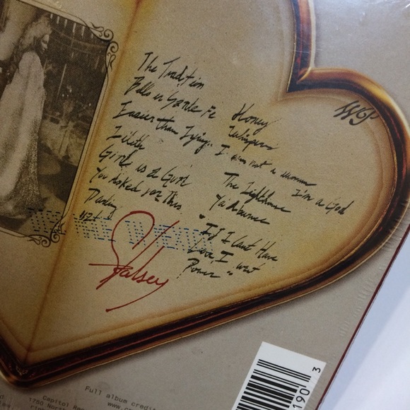 Halsey - If I Can't Have Love, I Want Power - Picture 6 of 6